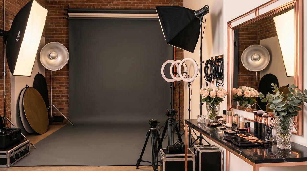 蜜桃传媒写真棚拍传媒教程灯光构图技巧